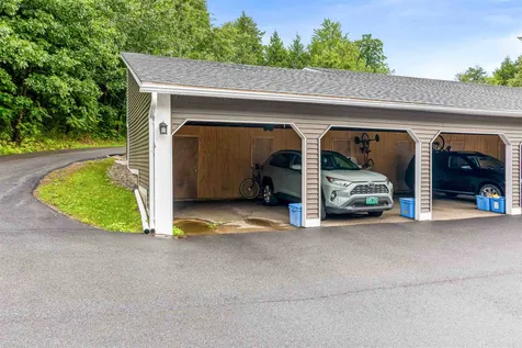 310 Sugartree Lane South Burlington VT 05403