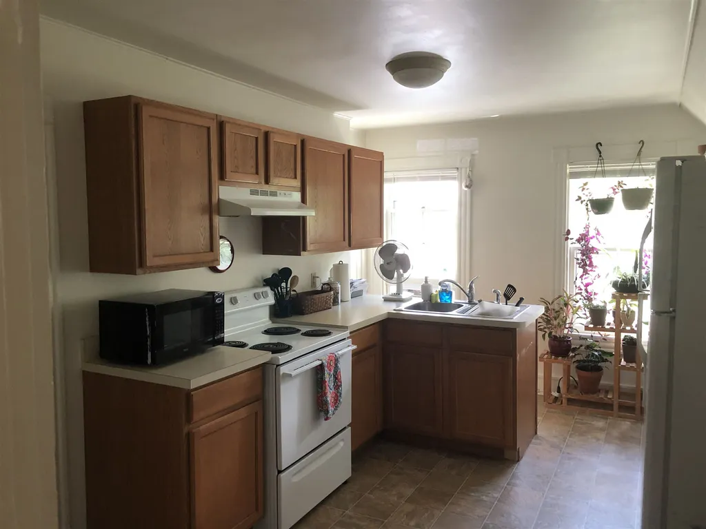 46 Grove Street Burlington VT 05401