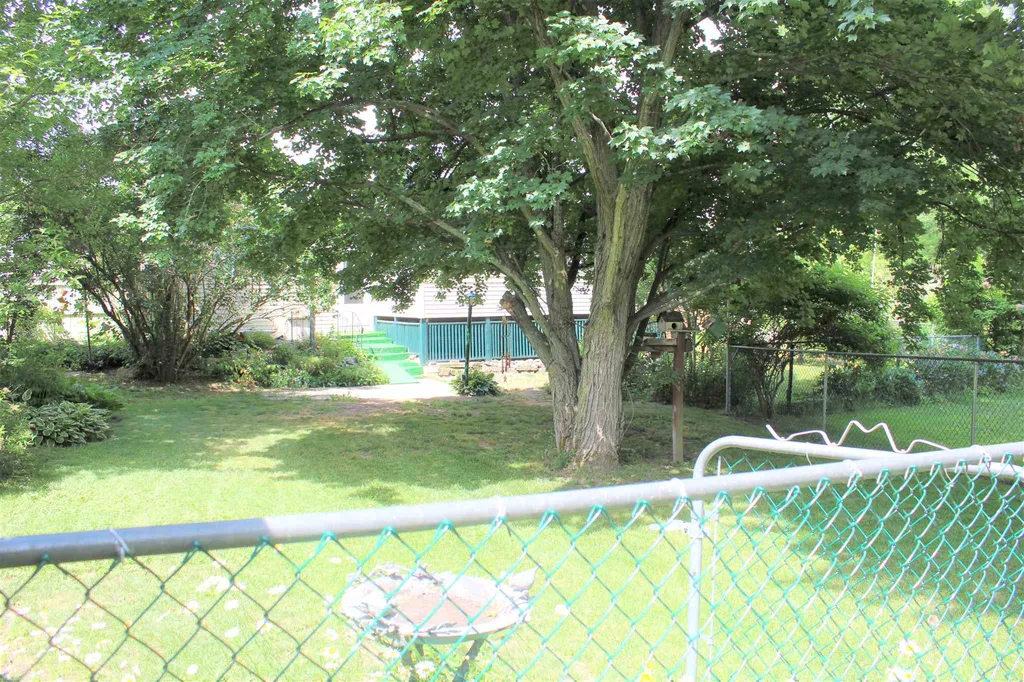 64 Merrimack Street Hooksett NH 03106