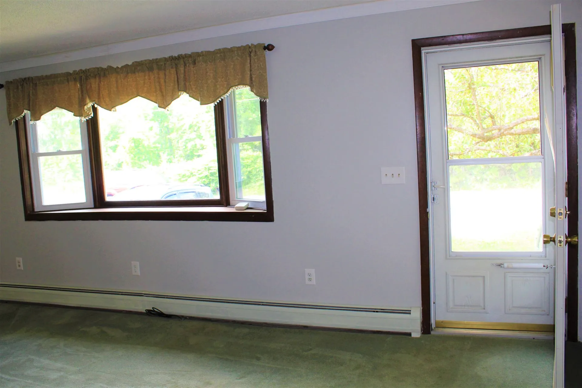 64 Merrimack Street Hooksett NH 03106