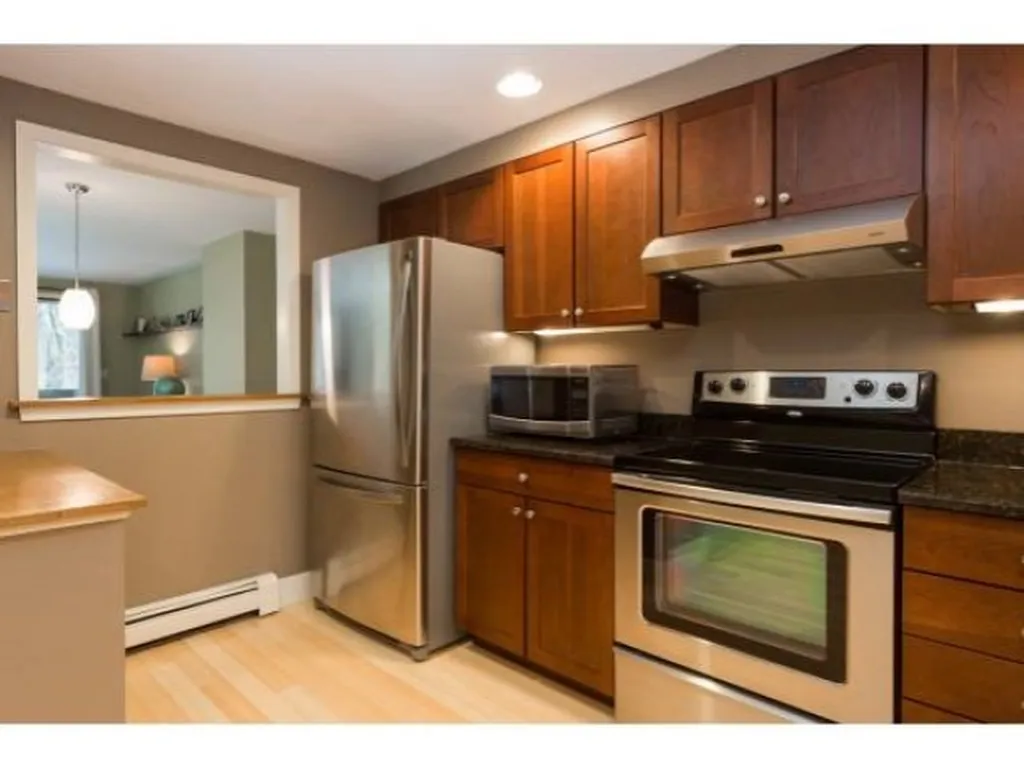 34 Brookside Drive Stratham NH 03885