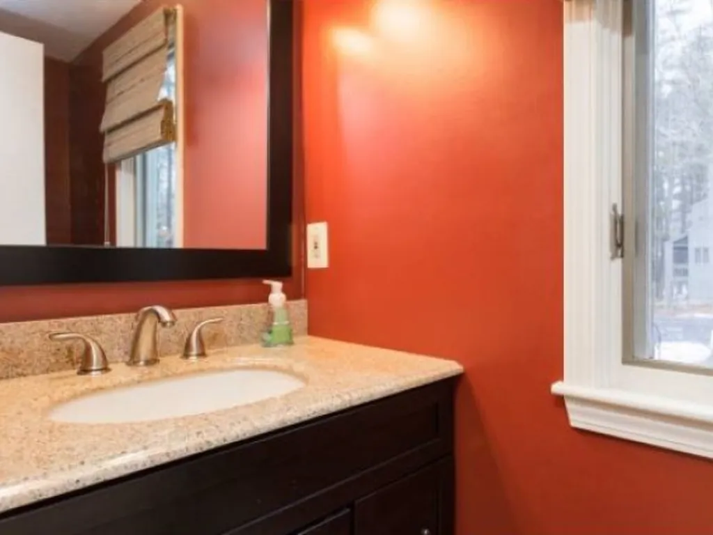 34 Brookside Drive Stratham NH 03885