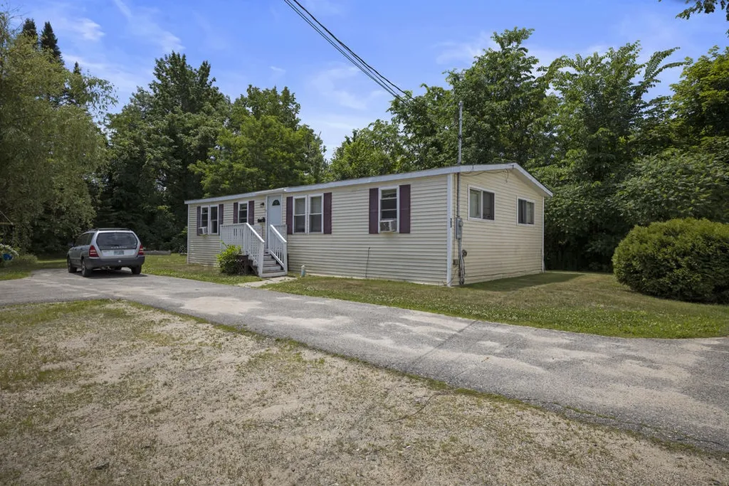 15-25 Mechanic Street Farmington NH 03835