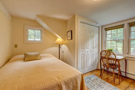 454 Taconic Road Manchester VT 05254