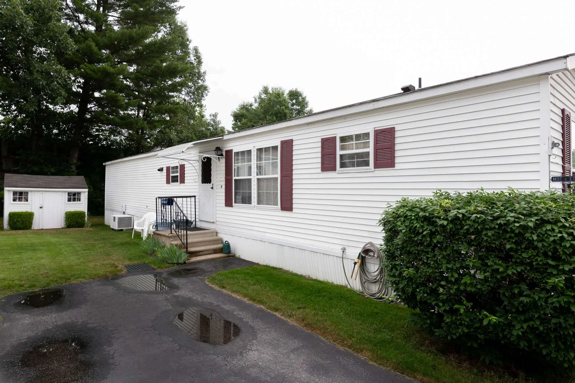 86 Thistle Way Manchester NH 03109