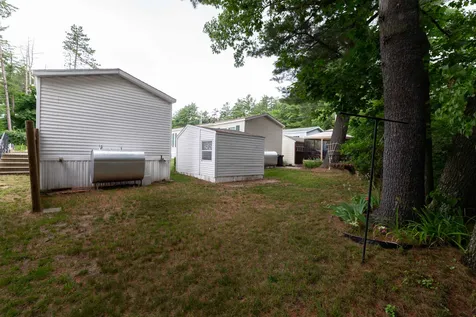 86 Thistle Way Manchester NH 03109