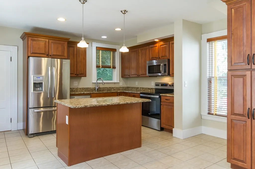 21 Pine Street Concord NH 03301