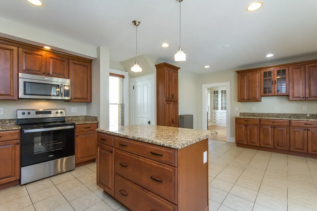 21 Pine Street Concord NH 03301