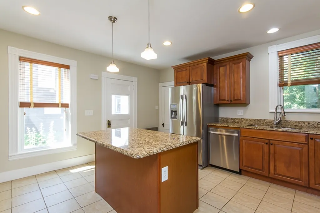 21 Pine Street Concord NH 03301