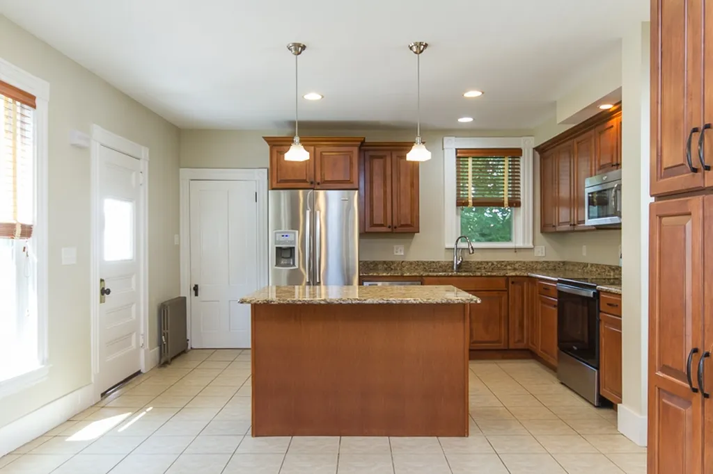 21 Pine Street Concord NH 03301