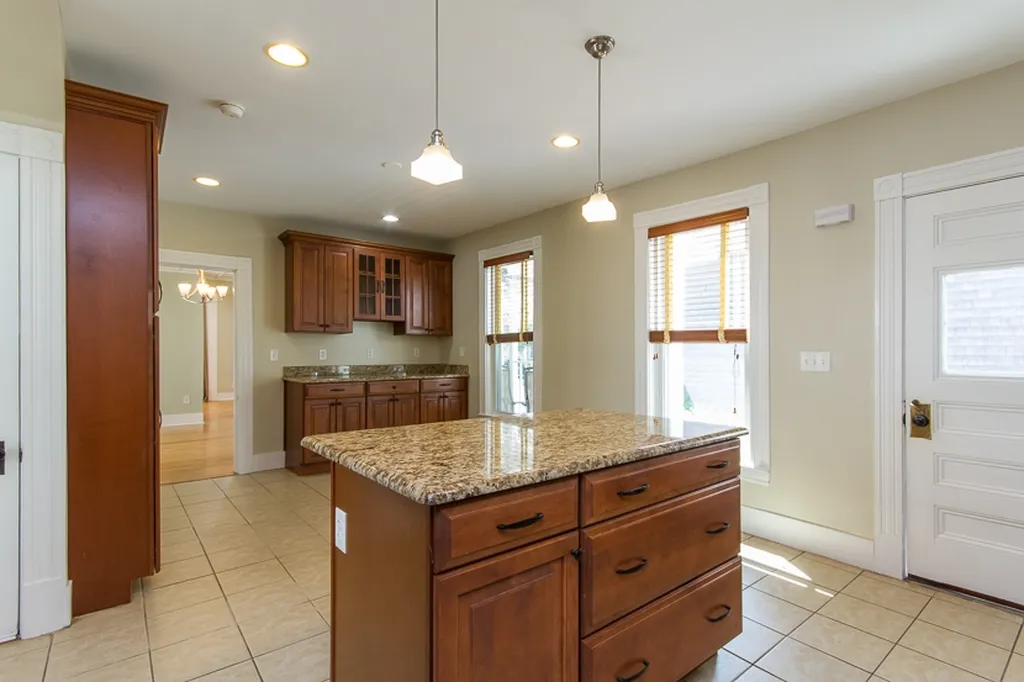 21 Pine Street Concord NH 03301
