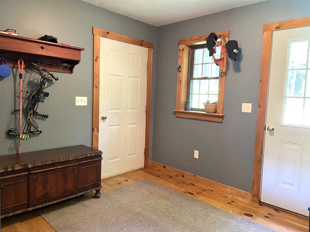 444 Newmarket Road Warner NH 03278