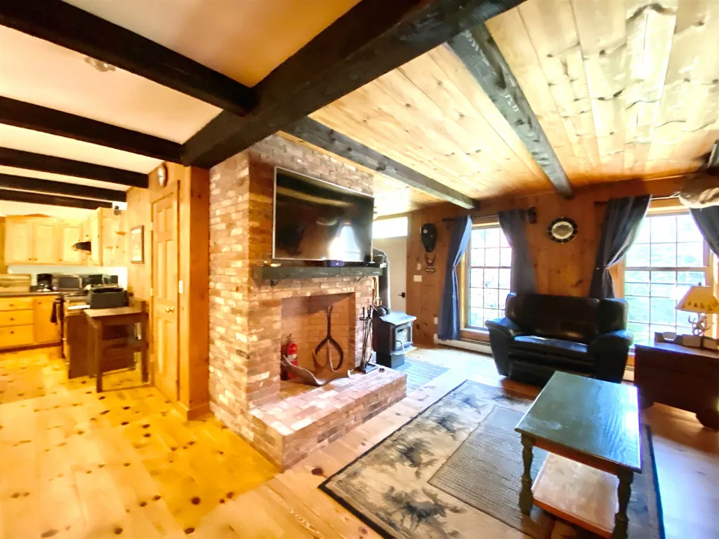 444 Newmarket Road Warner NH 03278