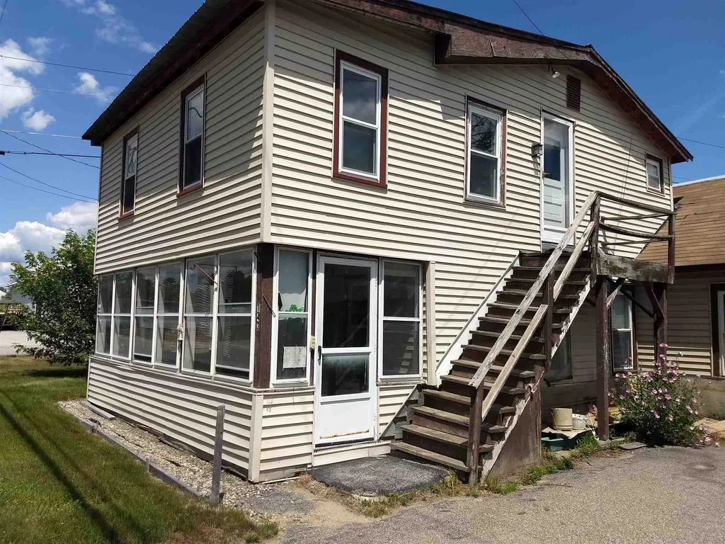 143 Summer Street Lancaster NH 03584