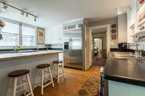 39 River Street Woodstock VT 05091