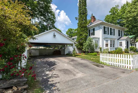 39 River Street Woodstock VT 05091