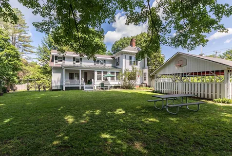 39 River Street Woodstock VT 05091