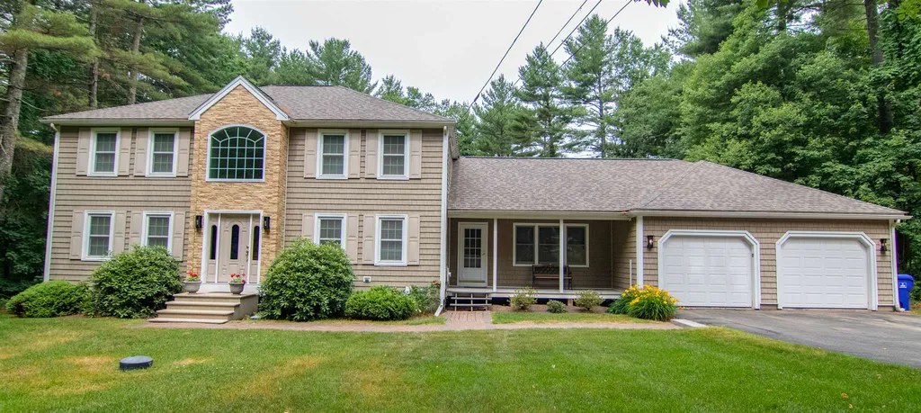 21 Nathaniel Drive Hudson NH 03051