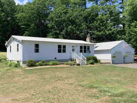 34 Mountain Road Raymond NH 03077