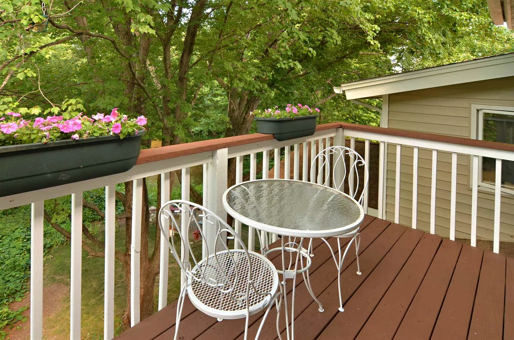 3 Johns Drive Hooksett NH 03106