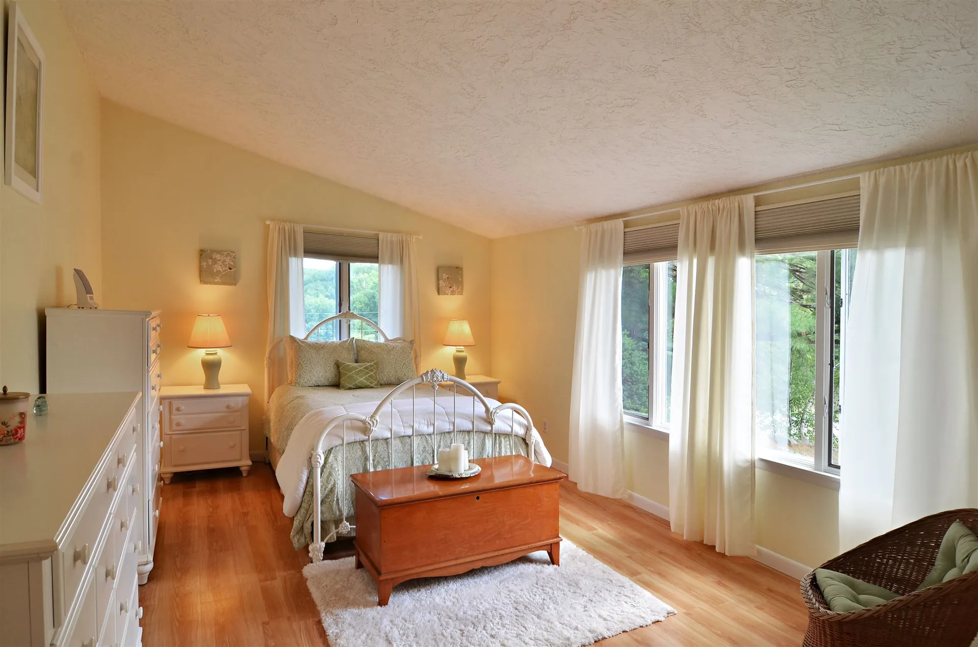 3 Johns Drive Hooksett NH 03106