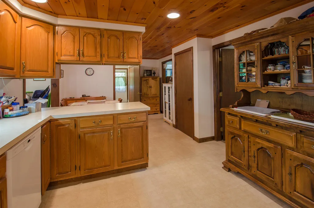 81 Dick Brown Road Bridgewater NH 03222