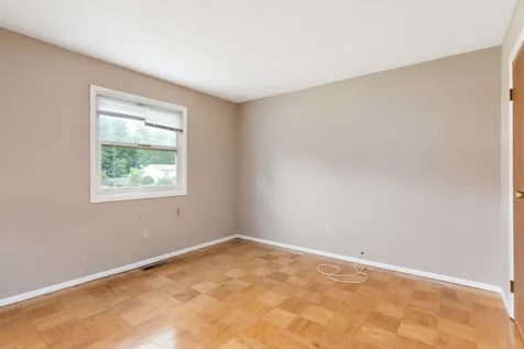 18 Woodcrest Circle Milton VT 05468