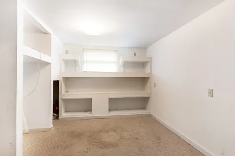18 Woodcrest Circle Milton VT 05468