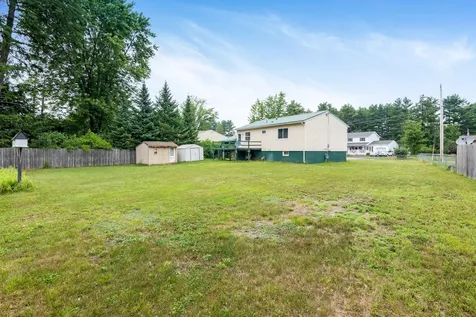 18 Woodcrest Circle Milton VT 05468