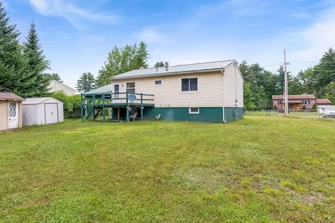 18 Woodcrest Circle Milton VT 05468