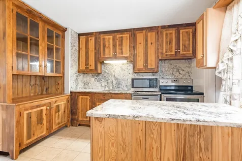 18 Woodcrest Circle Milton VT 05468