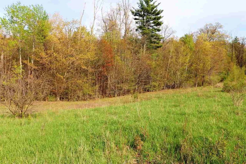 543 Lyndeborough-center Road Wilton NH 03086
