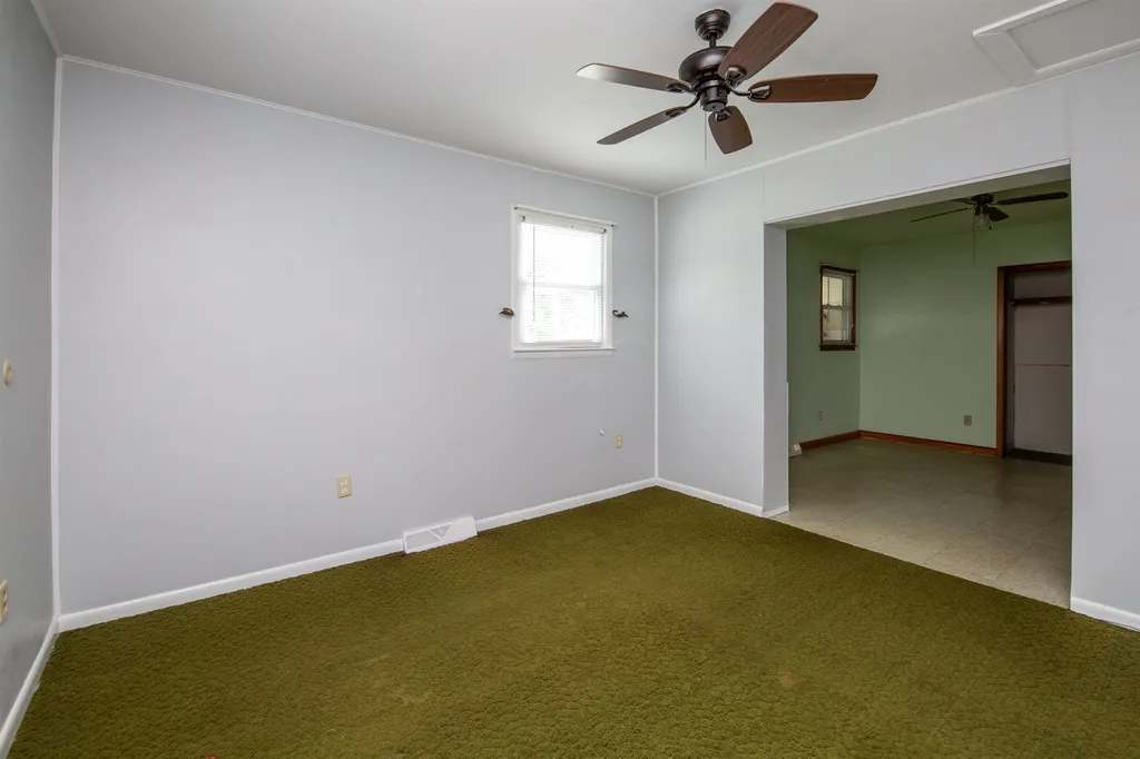 8 Sunset Drive Colchester VT 05446