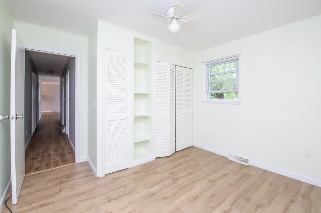 8 Sunset Drive Colchester VT 05446