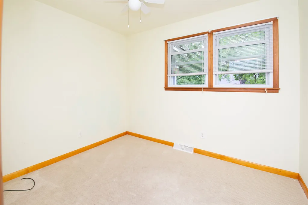 8 Sunset Drive Colchester VT 05446