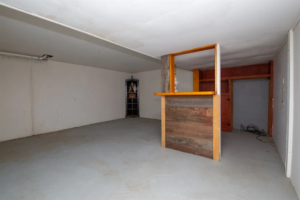 8 Sunset Drive Colchester VT 05446