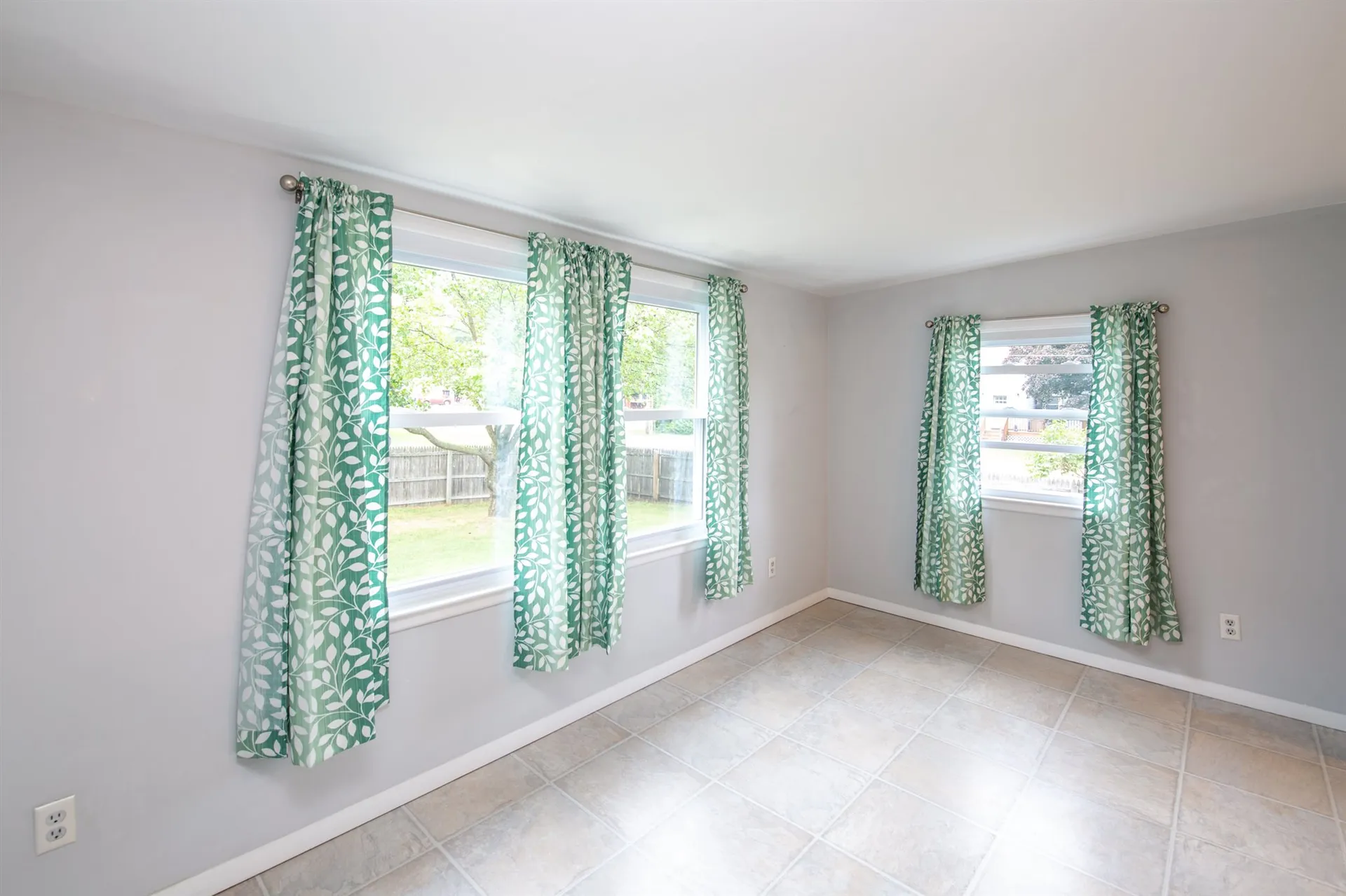 8 Sunset Drive Colchester VT 05446