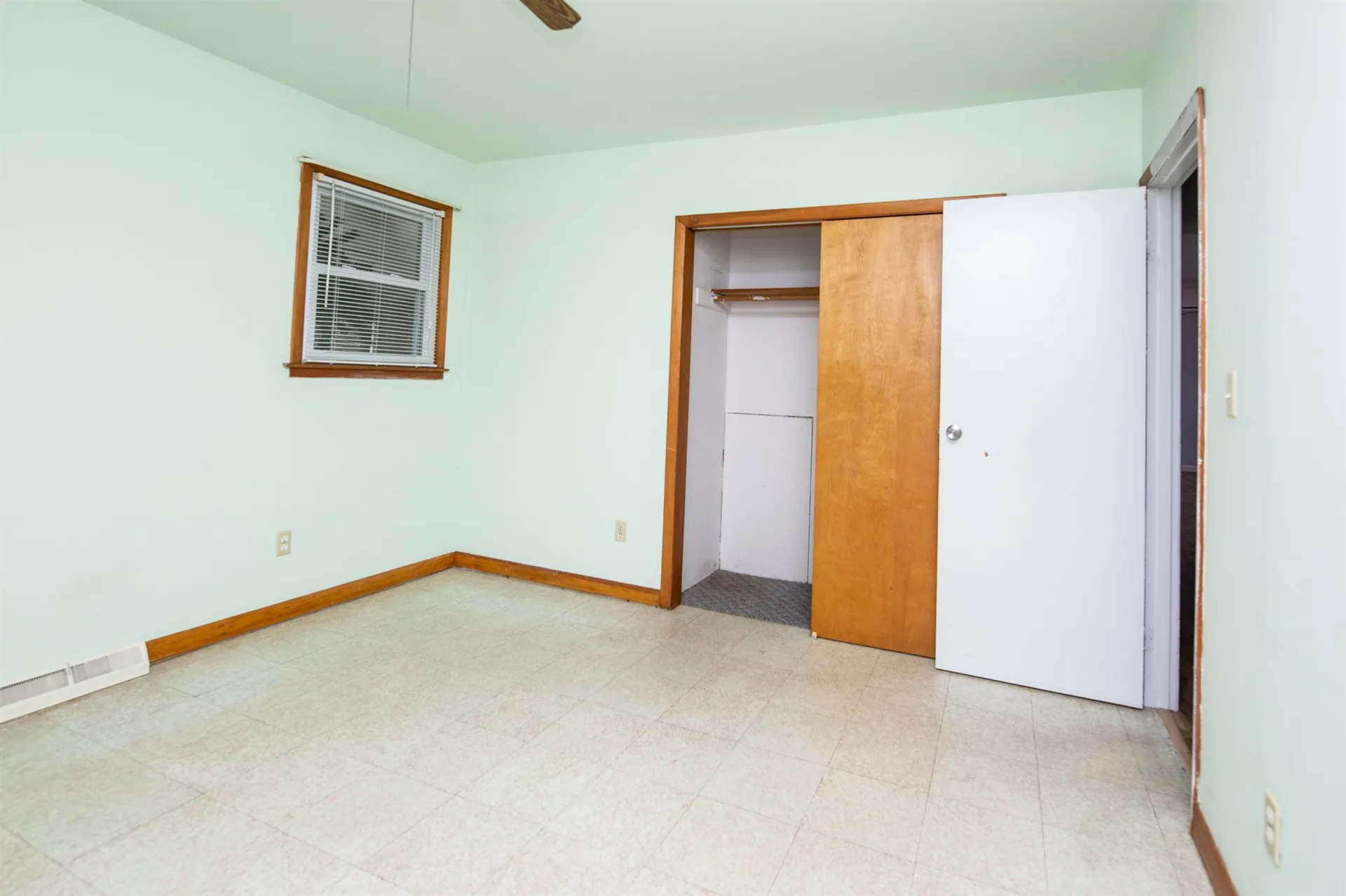 8 Sunset Drive Colchester VT 05446