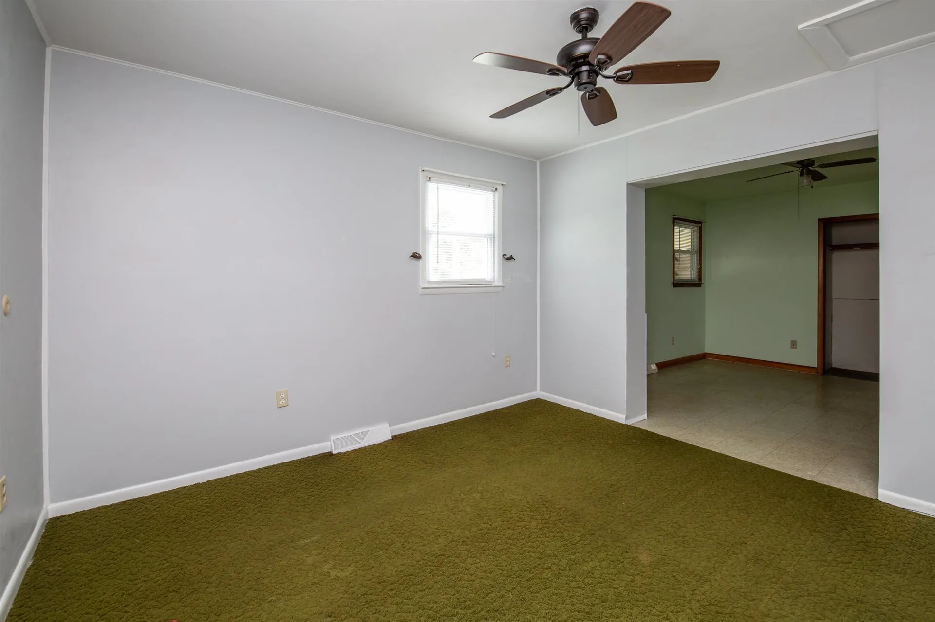8 Sunset Drive Colchester VT 05446