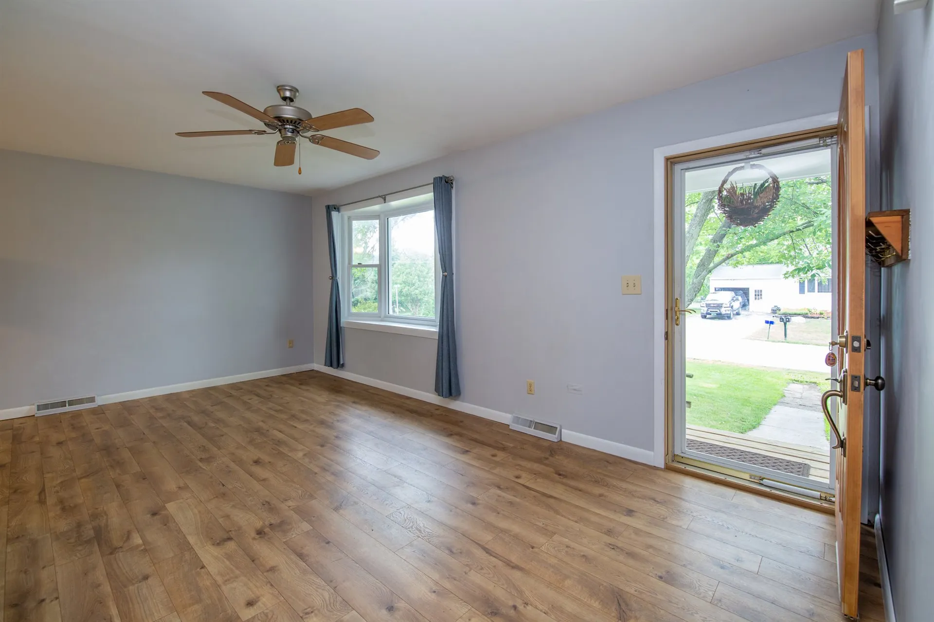 8 Sunset Drive Colchester VT 05446