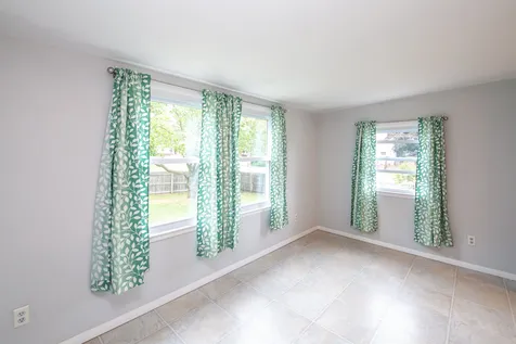 8 Sunset Drive Colchester VT 05446