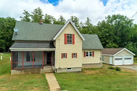 12 Spring Street Goffstown NH 03045