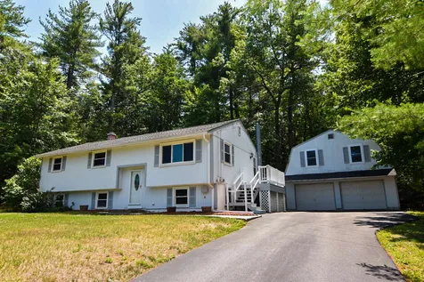 28 Derry Street Merrimack NH 03054