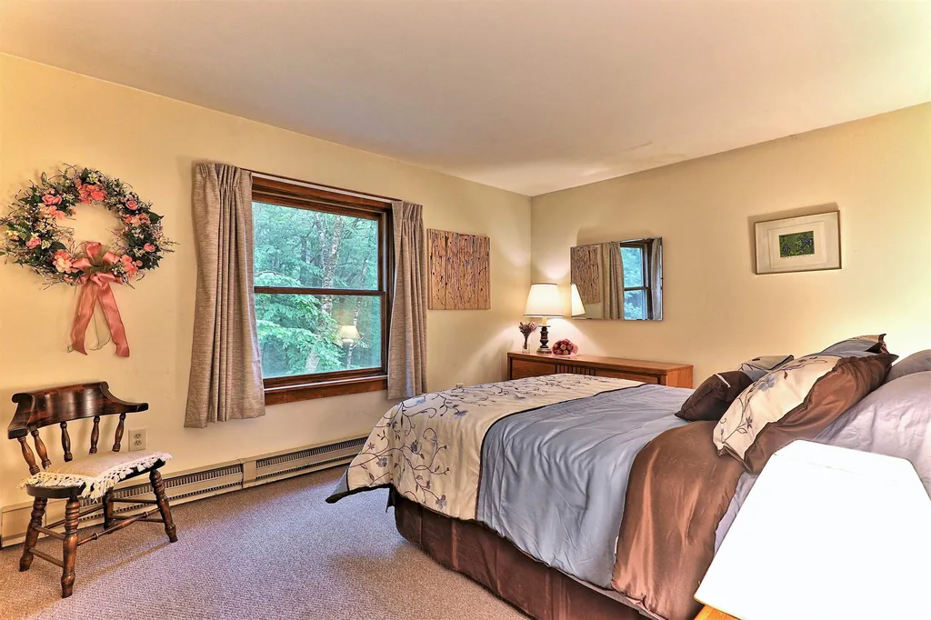 37 Gateway Court Mendon VT 05701