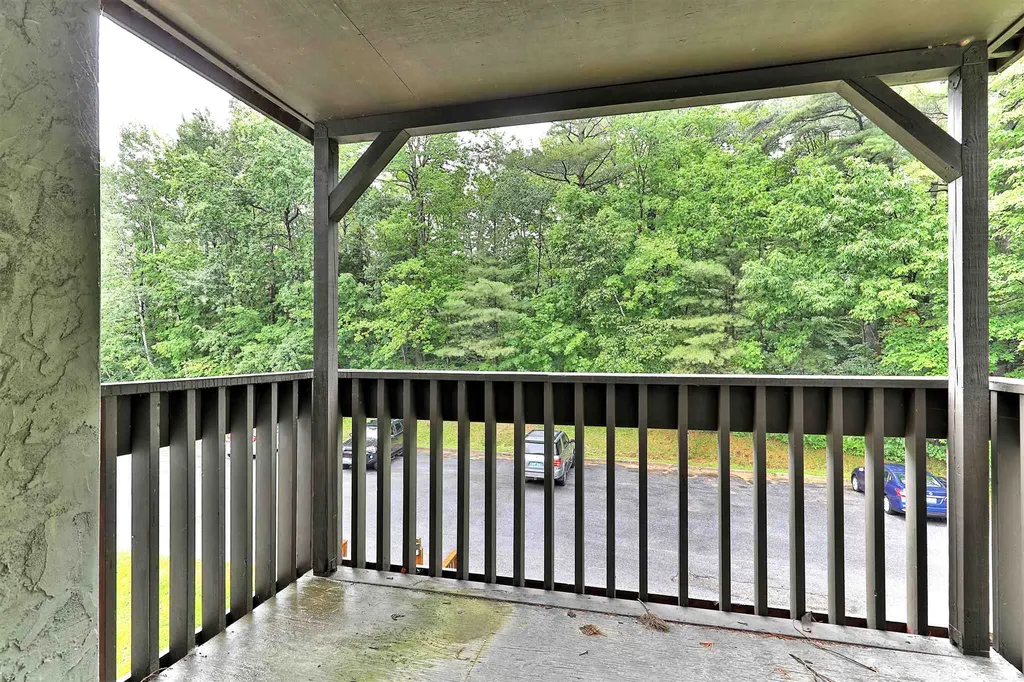 37 Gateway Court Mendon VT 05701