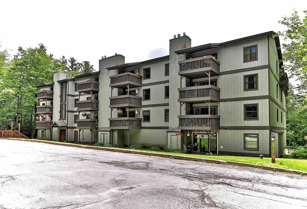 37 Gateway Court Mendon VT 05701