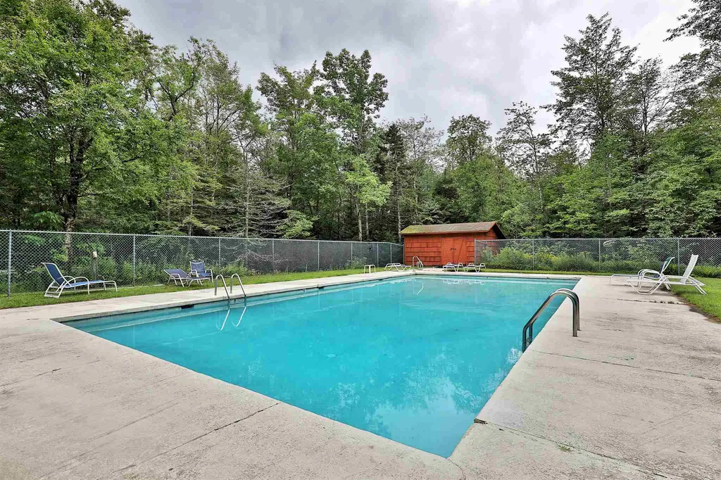 37 Gateway Court Mendon VT 05701