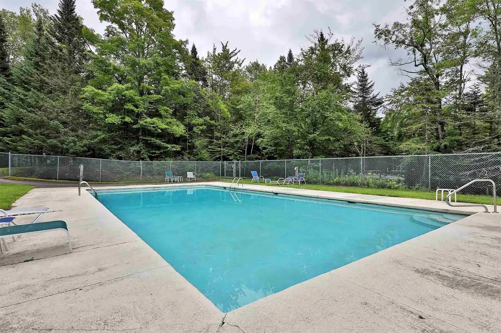 37 Gateway Court Mendon VT 05701