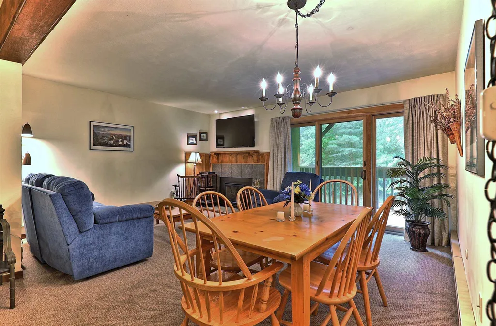 37 Gateway Court Mendon VT 05701