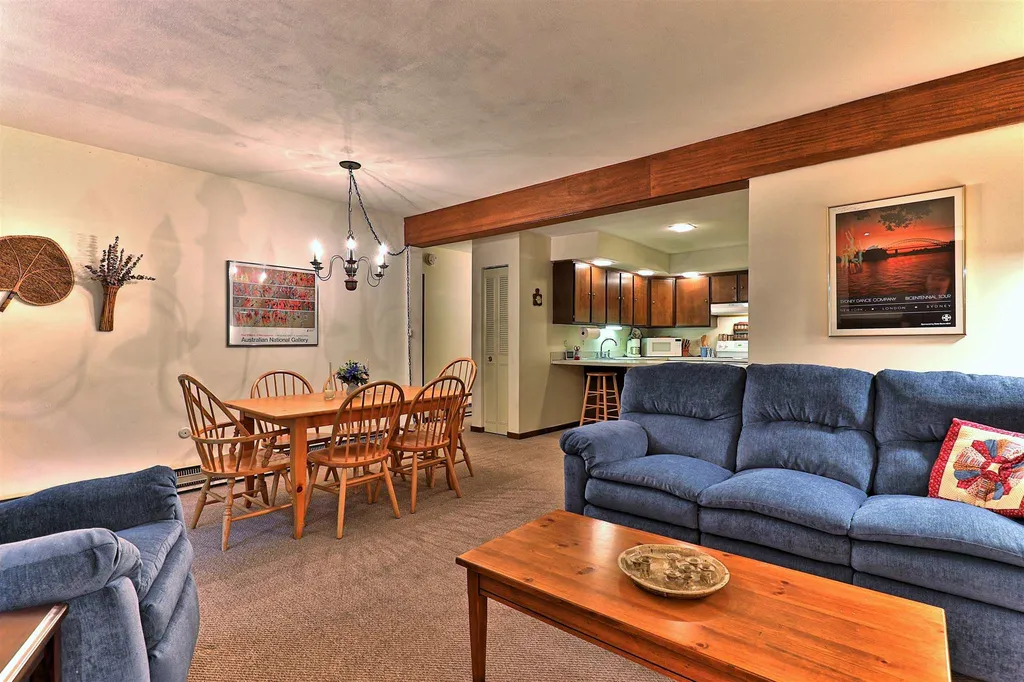 37 Gateway Court Mendon VT 05701